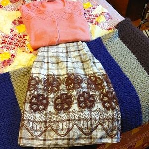 Embroidered skirt